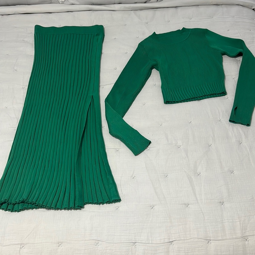 Green two piece set